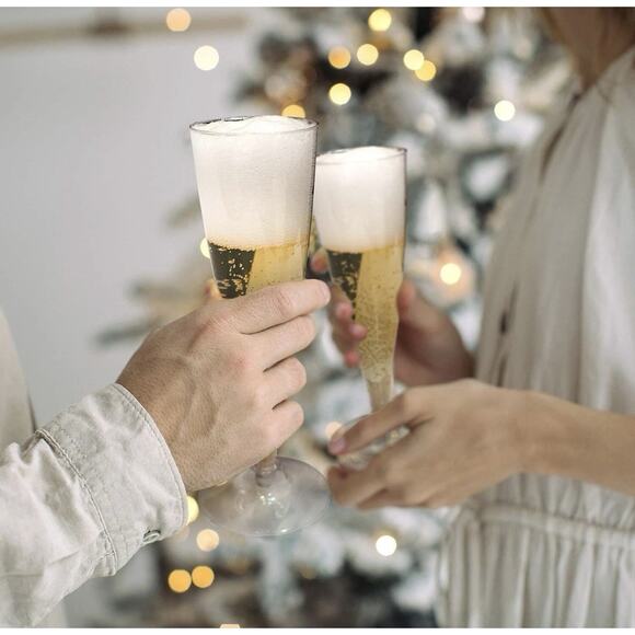 16-Pack Disposable Plastic Champagne Flutes 5.5 oz Party Cups - Picture 6 of 6